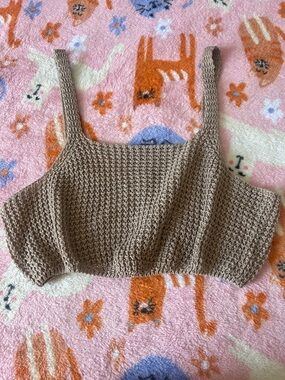 Knit Cropped Tank Top - Taupe